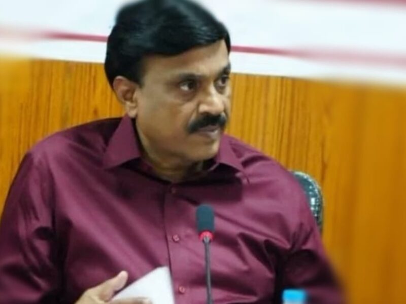 Janardhan Reddy Merges KRPP Party with BJP in Karnataka