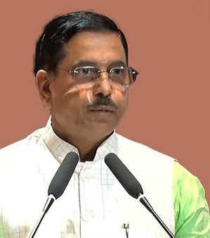 Pralhad Joshi slams Congress over playing politics over cremation of former PM Manmohan Singh