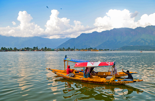 Tourism promotion in Srinagar city key focus of my govt, says Omar Abdullah