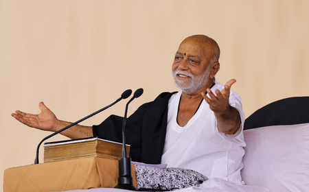 Morari Bapu pledges financial support to boost education in tribal areas of Gujarat