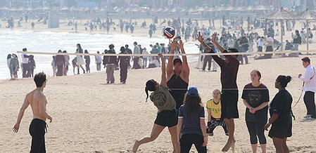 South Korea’s southern regions report record high March temperatures amid unusually warm winds