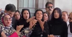 Pakistan: Eggs thrown at Imran Khan’s sister outside Adiala Jail