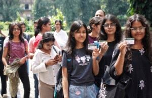 DUSU election: 1.55 lakh students caste vote, result tomorrow (Ld)