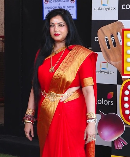 Mamta Kulkarni makes her first TV appearance in 25 years with ‘Laughter Chefs season 3’