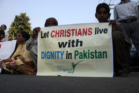 Pakistani rights group demands probe after blasphemy threat used to occupy Christian family’s property