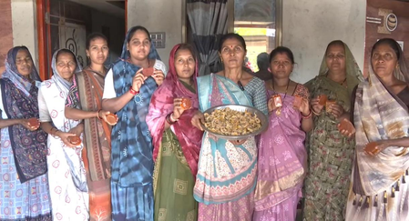 Gujarat: Palash bloom in Narmada forests spurs tourist interest, supports women’s livelihoods