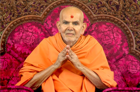 Thousands join Rangotsav celebrations at BAPS Mandir in Gujarat’s Sarangpur