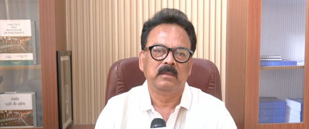 Opposition backs Kirti Azad over trophy temple visit row, calls for respecting all sentiments