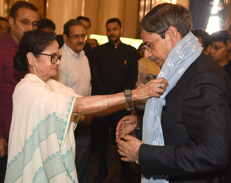 ‘Bengal loves those who love Bengal’: Mamata Banerjee’s message to new Governor