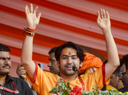 Bageshwar Baba’s remark on Shivaji sparks row; Maha CM refutes claim​