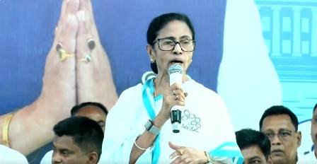 Bengal CM Mamata calls BJP ‘factory of outsiders’, says Bengalis are targeted as infiltrators
