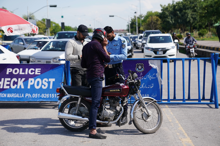Pakistan: Suspension of goods transport triggers edible and fuel shortage in Rawalpindi, Islamabad