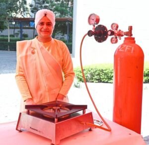 Govt hosts hydrogen startup exhibition to boost ecosystem; 18 firms showcase innovations