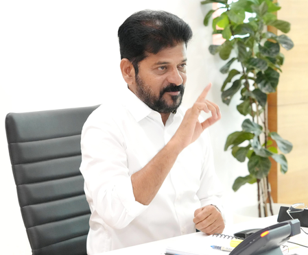 RTC driver’s self-immolation is murder by Revanth Reddy govt, allege BRS, BJP