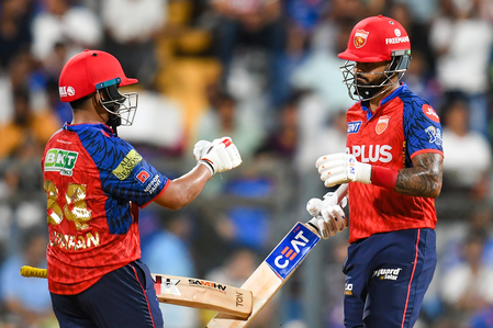 IPL 2026: Prabhsiman, Iyer fifties help PBKS thrash MI as De Kock ton goes in vain (Ld)