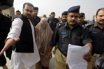 Pakistan: Landlords, shop owners arrested for renting properties to Afghans in Quetta