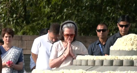 Cong leaders pay homage to Rajiv Gandhi on his death anniversary, recall his vision for India