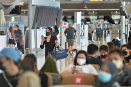 Thailand tightens aviation Ebola screening after WHO emergency declaration