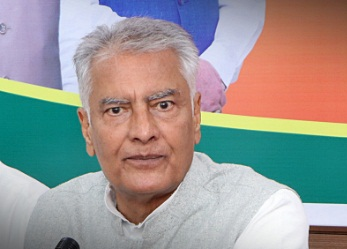 Punjab BJP chief asks AAP govt to release DA of employees
