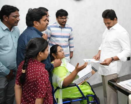 Chandrababu Naidu once again neglecting Sugali Preeti case, says Jagan