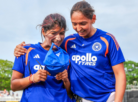 Harmanpreet Kaur sits out of the first T20I against England