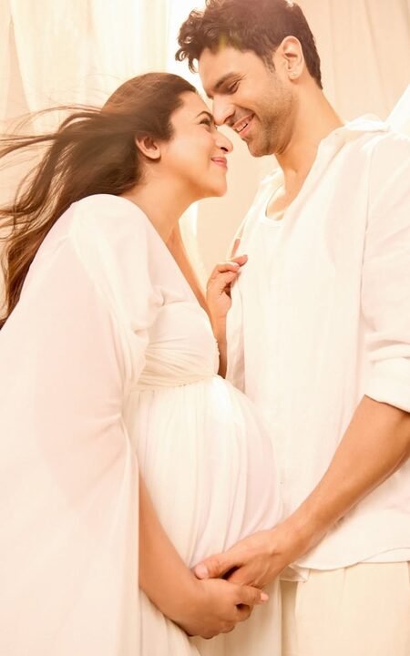 Divyanka Tripathi, Vivek Dahiya return home with new born twins