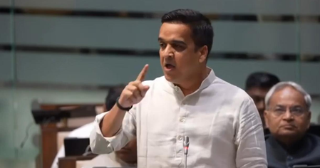 Gujarat Dy CM slams Kejriwal after fake IB call probe (Ld)