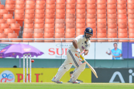 ‘He didn’t seem to have too much gas left in the tank’: Karim on Pant’s dismissal