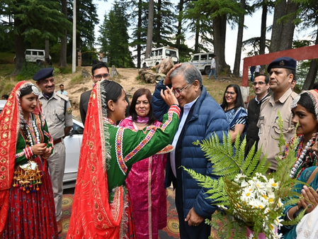 CEC Gyanesh Kumar interacts with young voters, election staff in Himachal’s Chamba