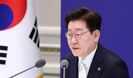 South Korean President Lee appoints new senior secretaries for communication, civil affairs