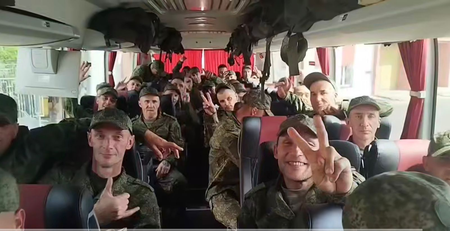 Russia, Ukraine swap 160 prisoners of war each