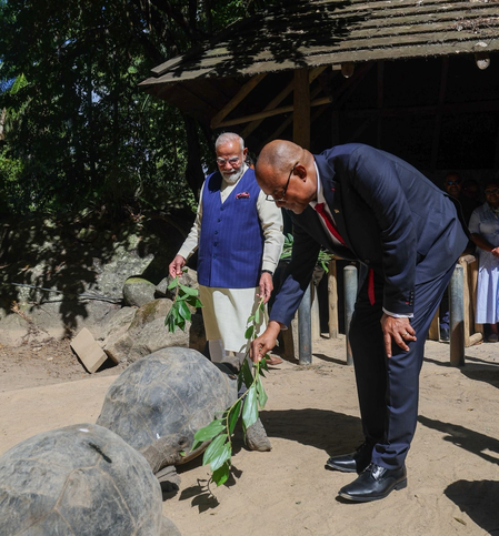 In Seychelles, PM Modi highlights Aldabra Giant Tortoise’s India connection (Ld)