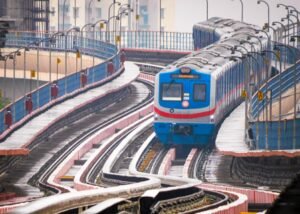 Twin suicide attempts throw Metro services in Kolkata out of gear