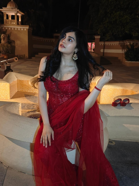 Adah Sharma shares her glam mode to ghost mode transformation in an unplanned night adventure