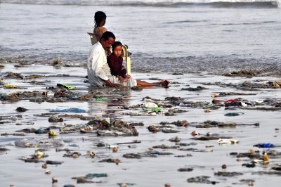 Sindh-Federal govts tensions mount in Pakistan as Karachi turns unlivable