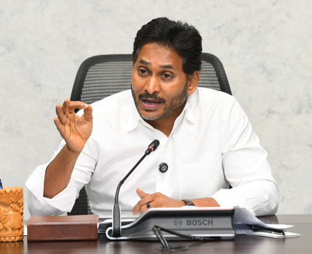 Andhra: Jagan urges CM Naidu to exert pressure on Centre over TET rule