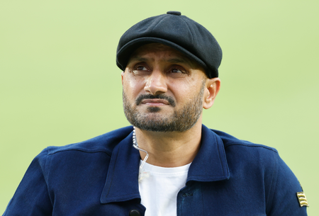 ‘Don’t think you’re bigger than the game’: Harbhajan reveals Sachin’s career-changing advice