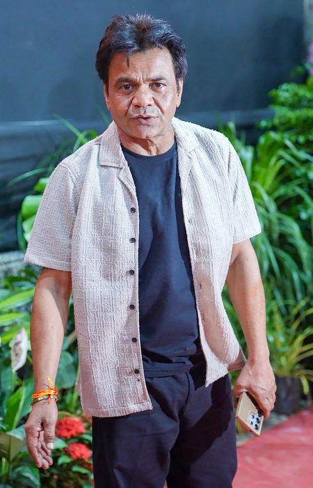 Delhi HC upholds Rajpal Yadav’s conviction in cheque bounce cases, reduces sentence to 3 months (Ld)