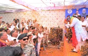 Rajasthan CM gets grand welcome in Jaipur after Yamuna water pact