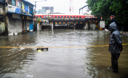 Amid heavy rainfall, BMC tells Mumbaikars: Avoid stepping out of homes, don’t believe in rumours