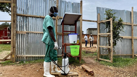 Ebola cases top 1,406, death toll rises to 438 in Congo
