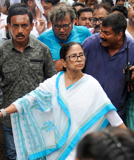 TMC crisis: Mamata camp banks on two arguments to counter rebels’ claim