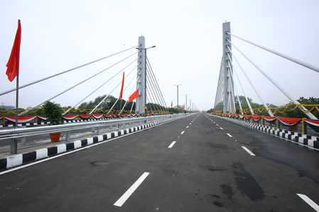 Gujarat’s first urban cable-stayed flyover opens on Ahmedabad-Gandhinagar corridor
