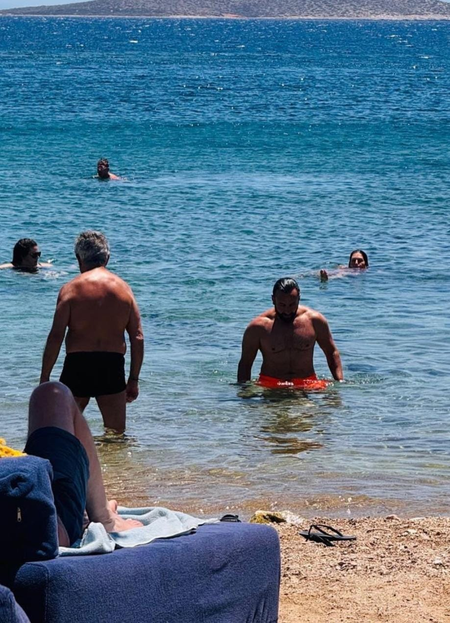 Kareena Kapoor clicks ‘hot husband’ Saif Ali Khan walking out of the sea in his swimwear, says ‘summer’s going well’