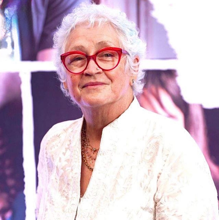 Nafisa Ali reveals she completed chemotherapy and took immunity injections before flying for ‘Max, Min & Meowzaki’ event