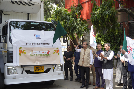 APEDA facilitates 1st organic apricot shipment from Ladakh to UAE
