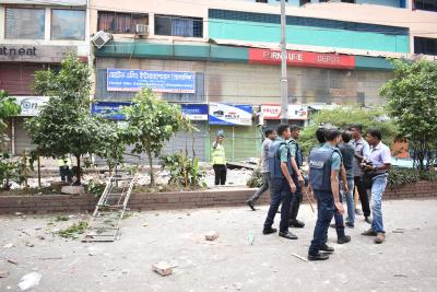 Gun attack on journalists in Bangladesh draws condemnation, anti-graft watchdog seeks impartial probe