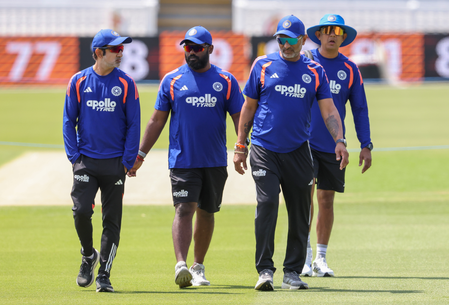 Pressure on senior stars because India has immense bench strength, says Dinesh Karthik