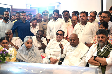 My parents’ companionship is model for younger generation: Kumaraswamy on mother’s demise