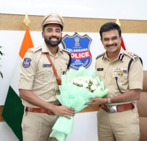Cricketer and DSP Mohammed Siraj calls on Telangana DGP